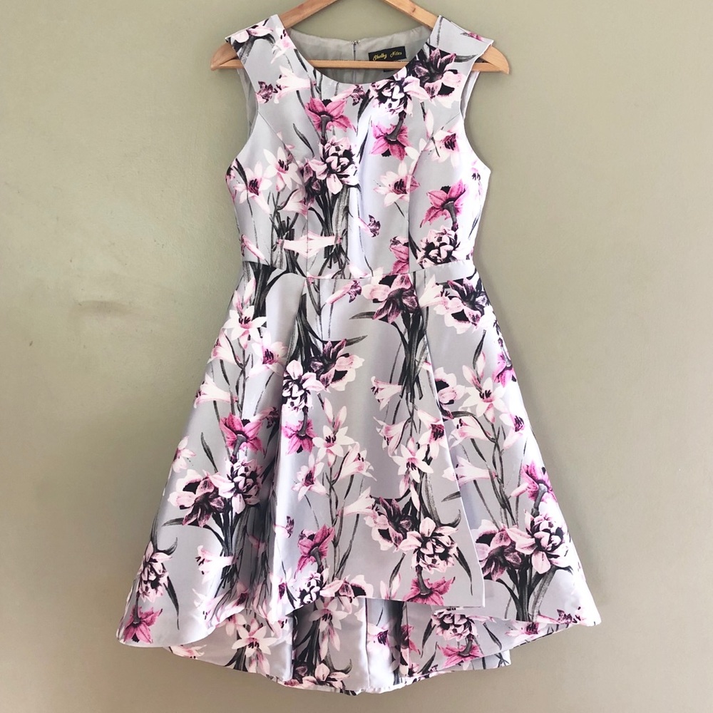 Shelby Nites Hi-Lo Sleeveless Party Dress Like New